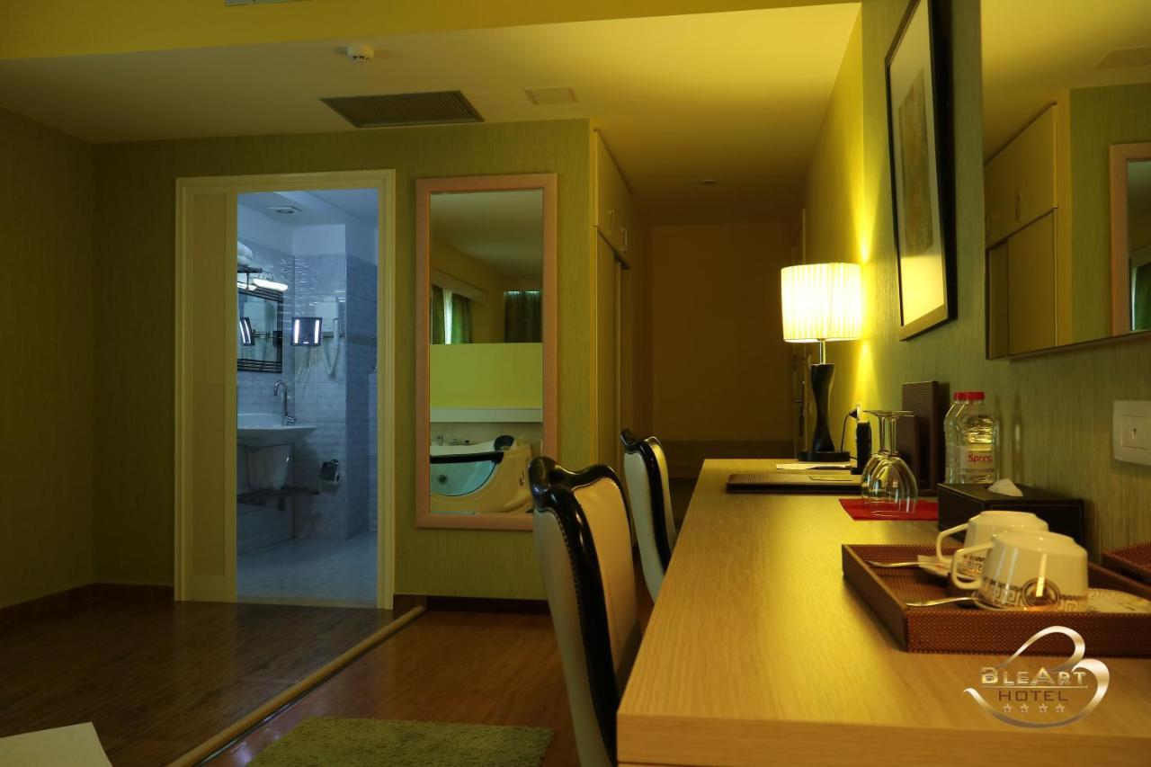 Hotel Bleart Shkallnur Екстер'єр фото