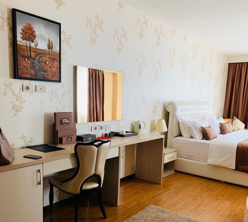 Hotel Bleart Shkallnur Екстер'єр фото