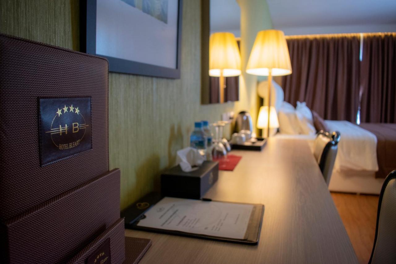 Hotel Bleart Shkallnur Екстер'єр фото